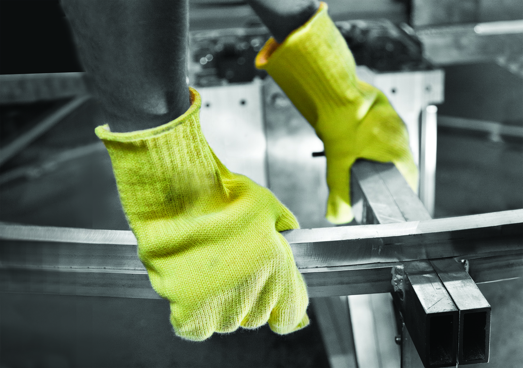 Polyco Heat Resistant Gloves 7564 SafetyGloves.co.uk