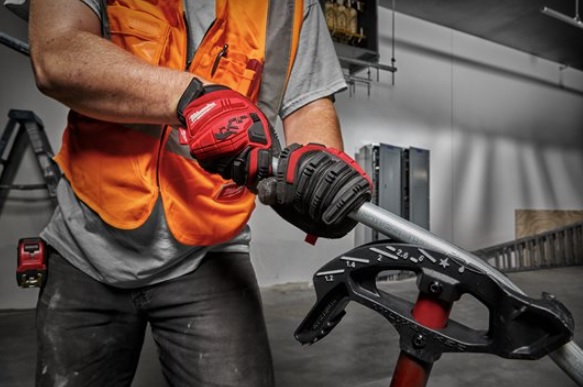Prevent vibration and shock ruining your hands Milwaukee Impact Safety Gloves