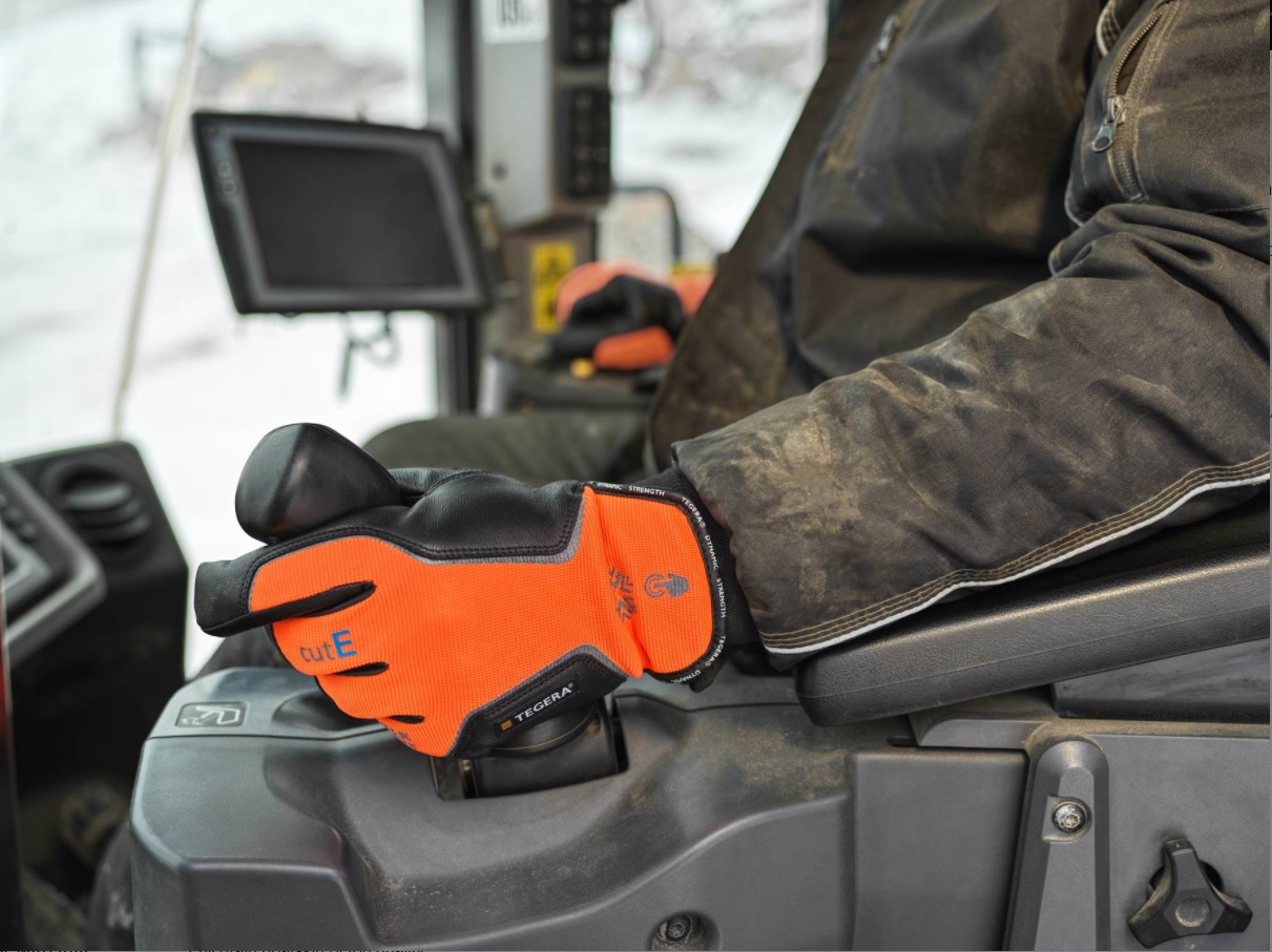 No matter what your application, keep working throughout winter Complete cold weather protection
