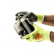 Ansell HyFlex 11-423 13-Gauge Cut-Resistant Gloves